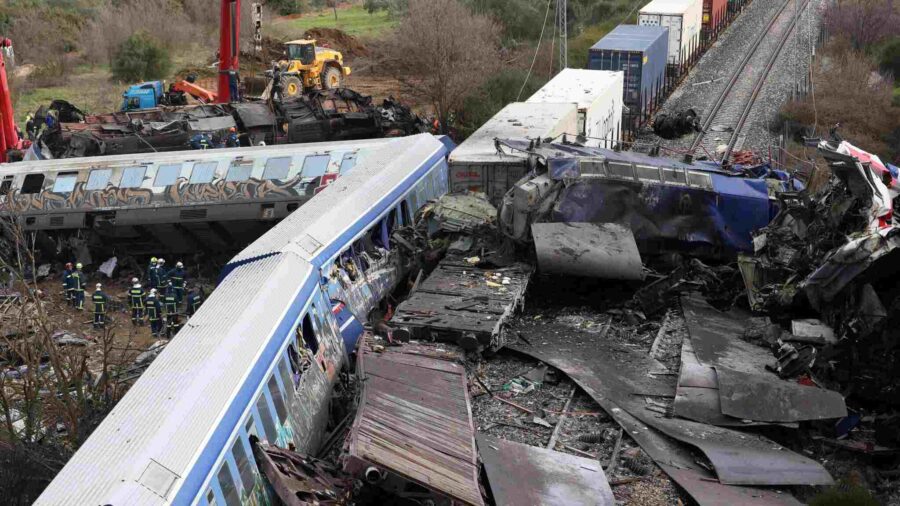 Protests erupt over deadly train crash in Greece